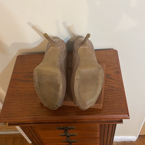 Jennifer Lopez Platform Size 8.5 - Picture 5 of 7